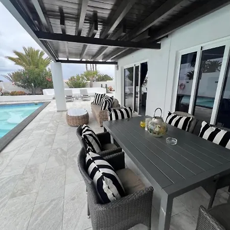 Casa Lucie A Stylish 3 Bed Villa In Pdc With Private Pool And Sunny Terrace To Enjoy Villa Tías